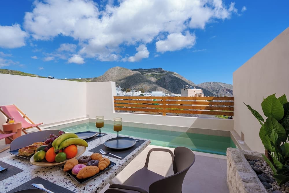 Sugarwhite Suites