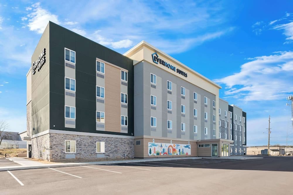 Everhome Suites Huntsville - Research Park