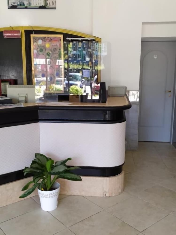 Hotel Madonna Del Pino