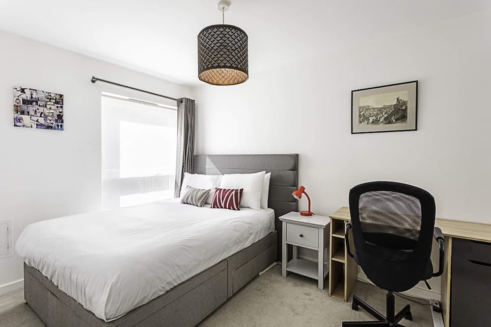 Beautiful Open Plan Garden Flat