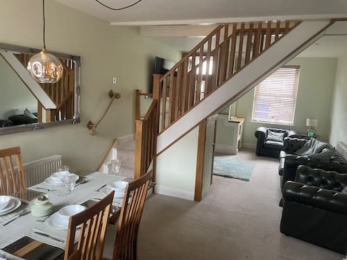 Impeccable 3-bed House in York