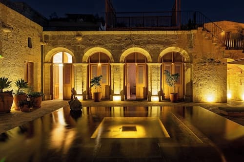 Palacio Guaqui