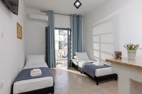 Kings Hotel by Estia