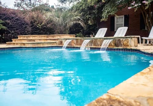 1BR Mobile Condo with Community Pool