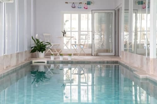Luxury Seafront Family Home - Indoor Pool
