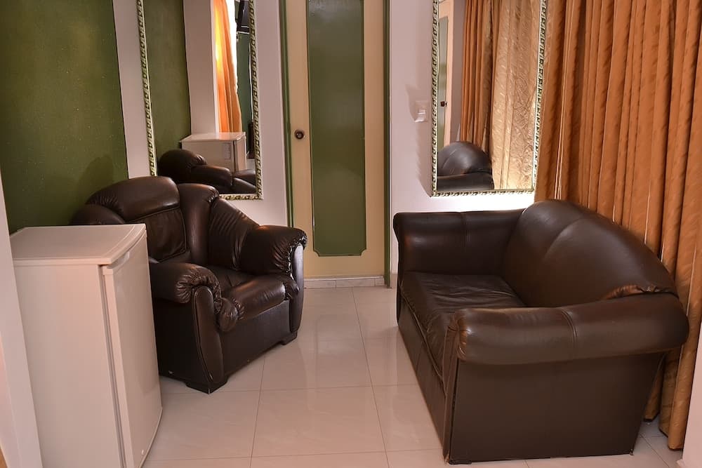 Hotel Business
