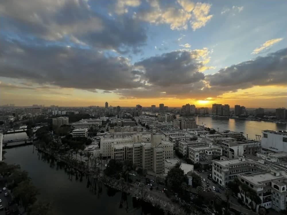 Garden city Nile view apartment