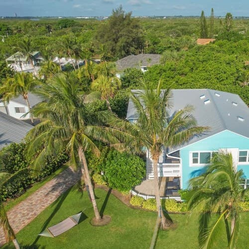 Fort Pierce - 2BD 2BA Tropical Surfside Retreat