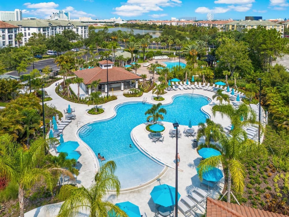 Beautiful Townhome, Vista Cay, Near Parks! 4018