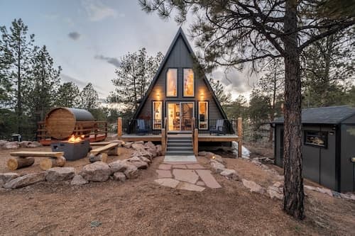 Acute Cabin
