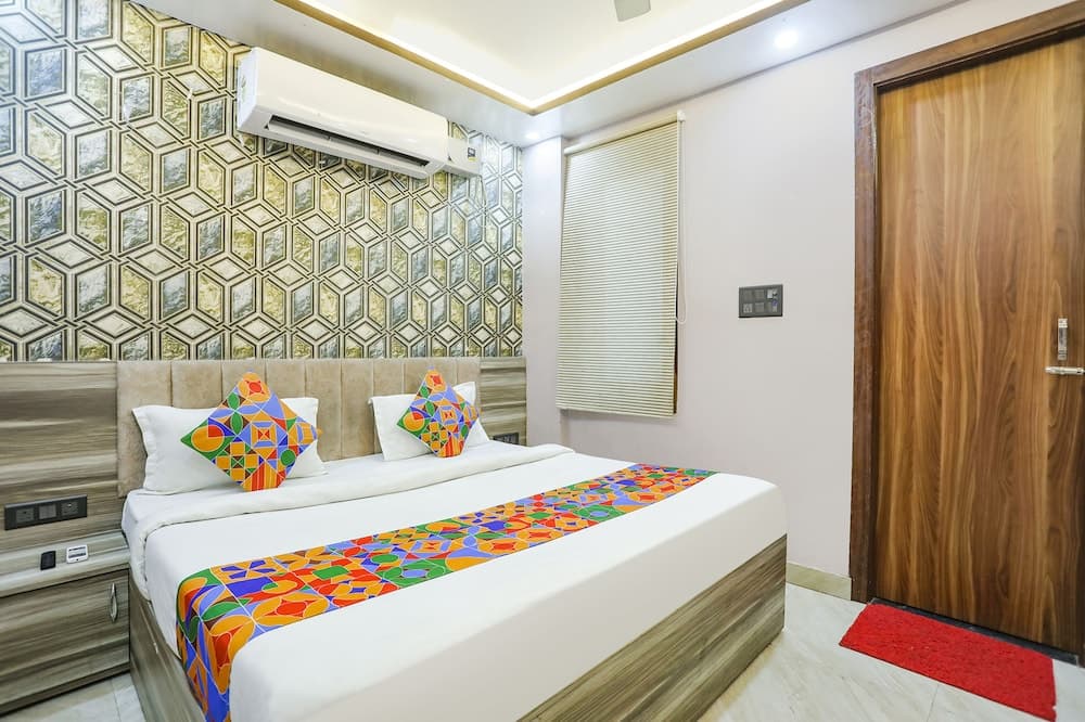 Fabhotel The Palacio