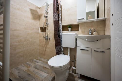 Spacious and Bright 2bdr Apartment in the Old Town