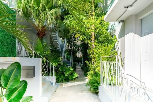 Studio 6min Walking to Miami Beach Pool Kitchen