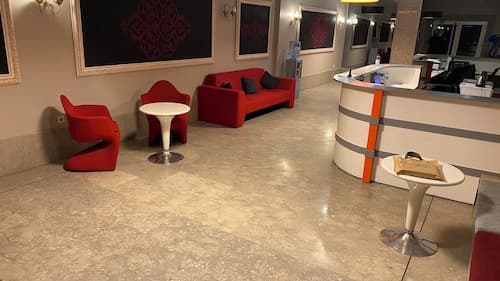 Aderans Hotel