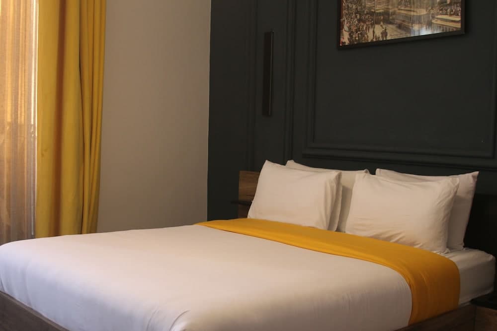 The Hotel Syracuse