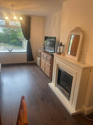 Comfortable 3 Bedroom House-ng5,sleeps 5