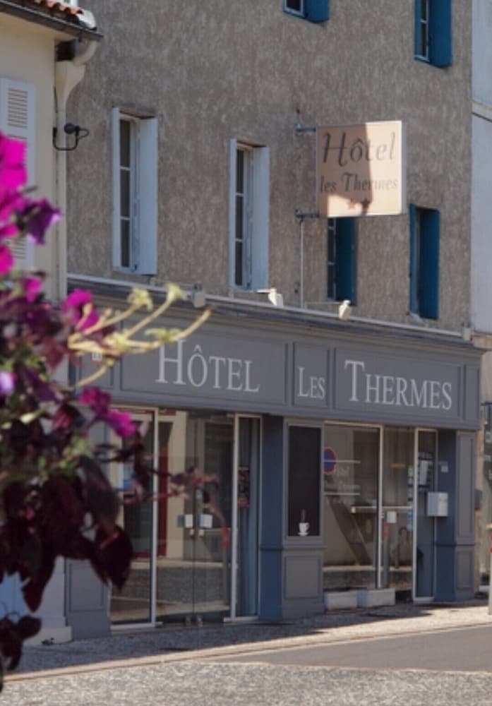Hôtel les Thermes