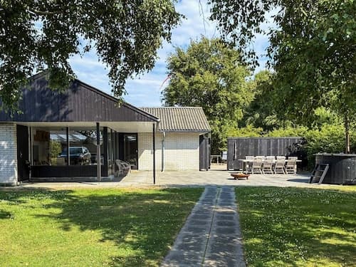 6 Person Holiday Home in Albaek