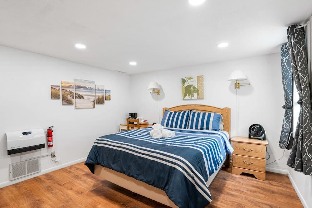 South Arm Retreats Standard Room 1
