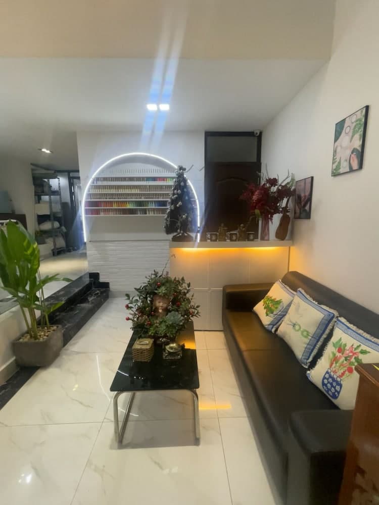 Golden Sun 3 Apartments