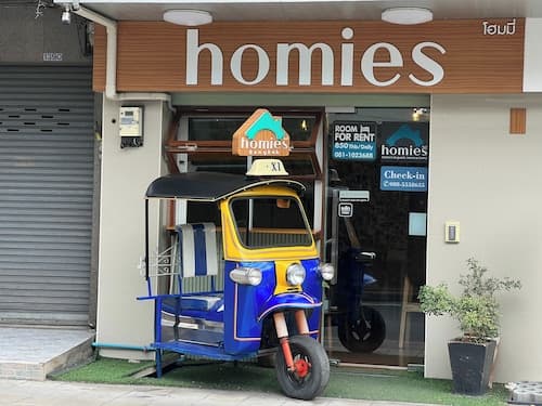 Homies Ratchada Hotel