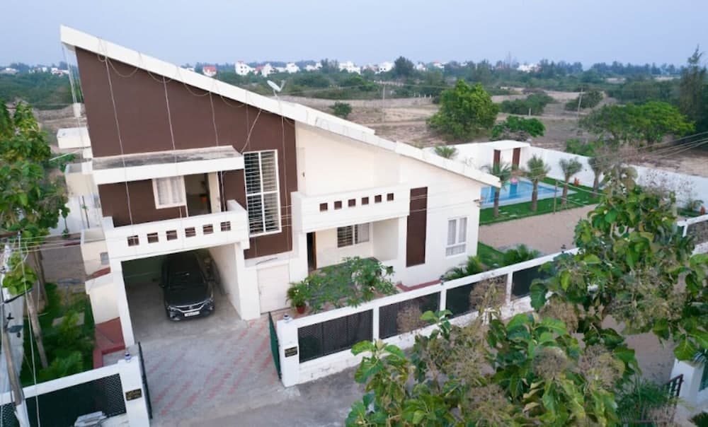 ECR Inn