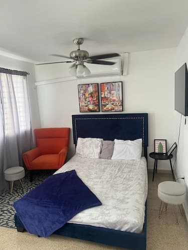 Garden Studio With Yard Space Near Mall & Airport