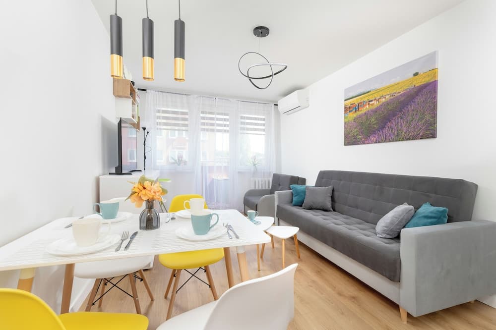 Air Conditioned Apartment by Renters