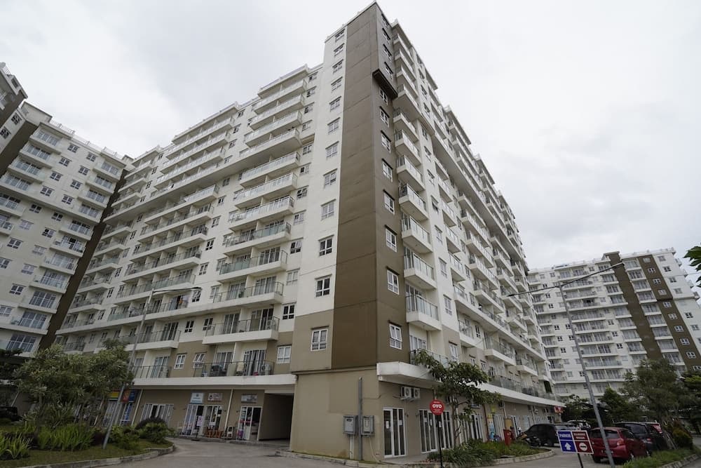 OYO 93921 Gateway Pasteur Apartment By Lisna