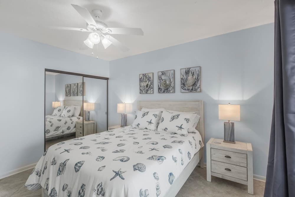 Pelican Pointe 506