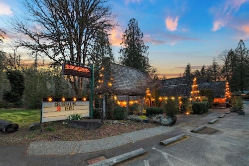 Robinhood Village Resort