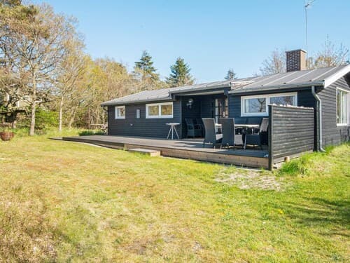 6 Person Holiday Home in Glesborg