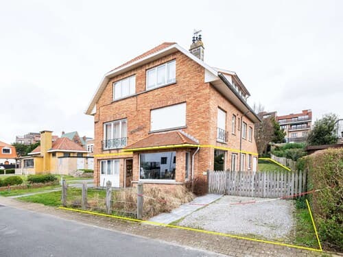Apartment in Sint-idesbald Near the Beach