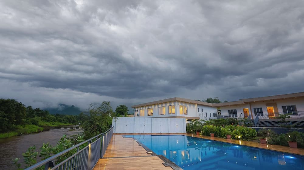 Riverain Valley Resort