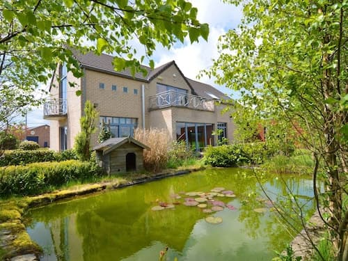 Sourbrodt Villa With Pool