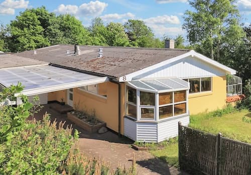 6 Person Holiday Home in Albaek