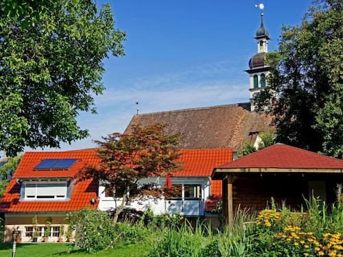 Oak Modern Retreat in Uberlingen