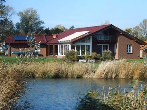 Seeperle Modern Retreat
