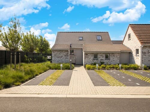 Holiday Home in Koksijde With Garden & Parking