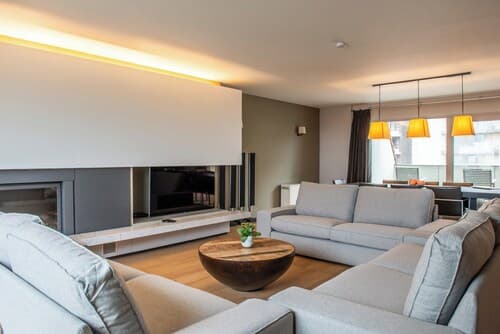 Spacious Seaside Apartment