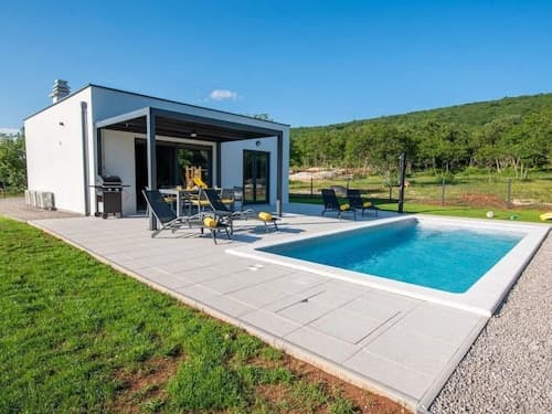 Lotta Comfortable Holiday Residence