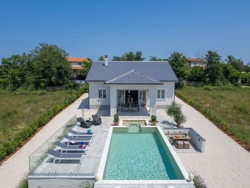 Modern Villa With Swimming Pool and Fenced Garden