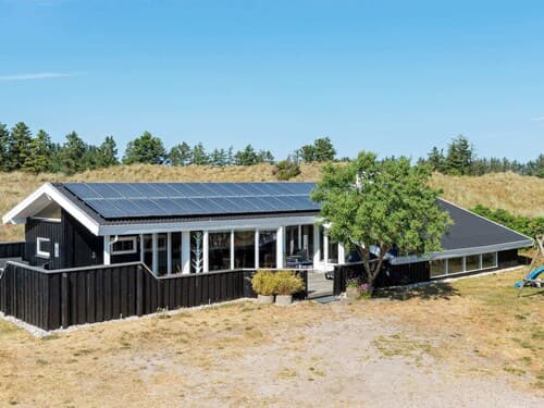 9 Person Holiday Home in Blokhus-by Traum