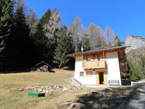 Belvilla by OYO Pleasant Holiday Home With Garden