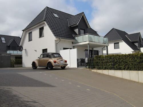 Haus Seeblick Modern Retreat