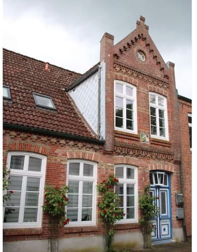 Cozy Apartment on the Canal