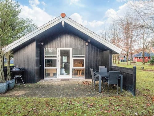 4 Person Holiday Home in Hovborg