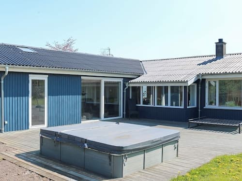 12 Person Holiday Home in Hadsund-by Traum