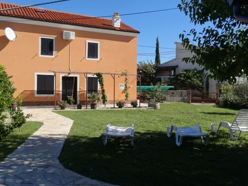 Apartment in Croatia Near the Coast