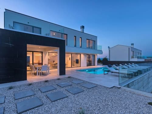 Ultima Comfortable Holiday Residence